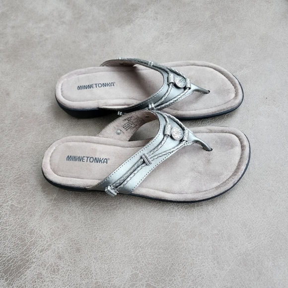 Minnetonka Silverbay Sandal. - Picture 4 of 7